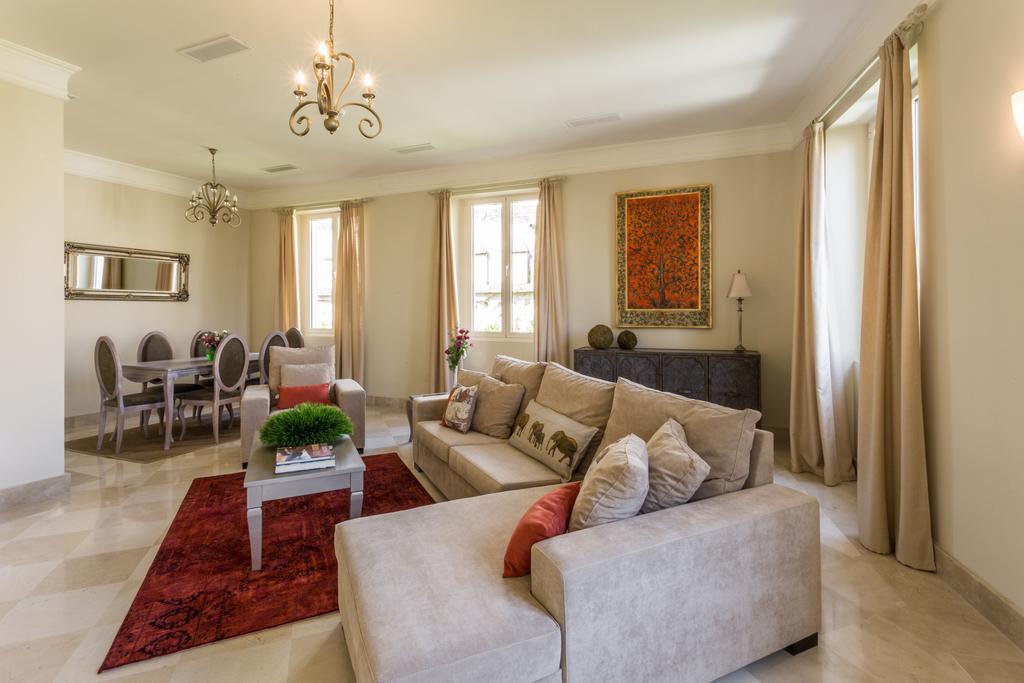 סביליה Puerta Principe Luxury Apartments חדר תמונה