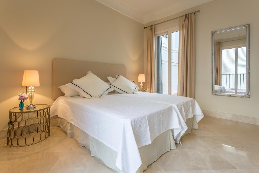 סביליה Puerta Principe Luxury Apartments חדר תמונה