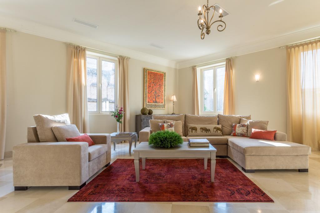 סביליה Puerta Principe Luxury Apartments מראה חיצוני תמונה