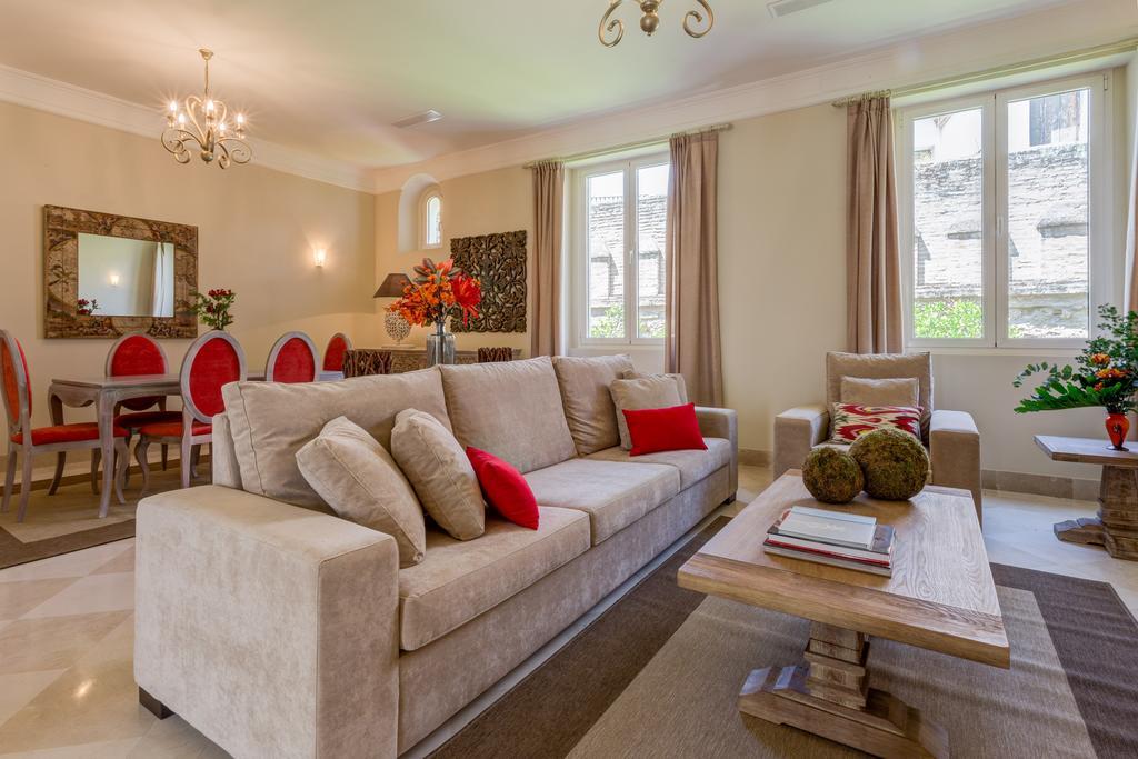 סביליה Puerta Principe Luxury Apartments חדר תמונה