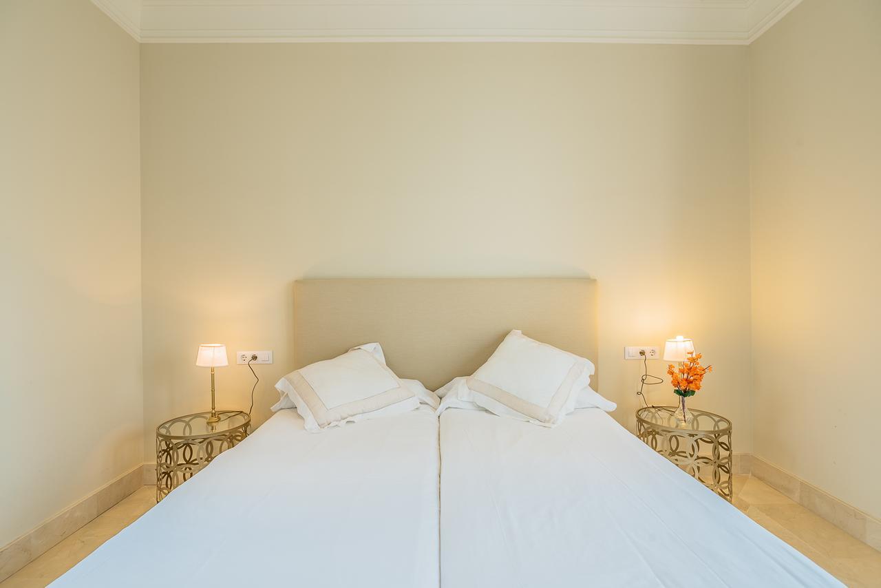סביליה Puerta Principe Luxury Apartments מראה חיצוני תמונה