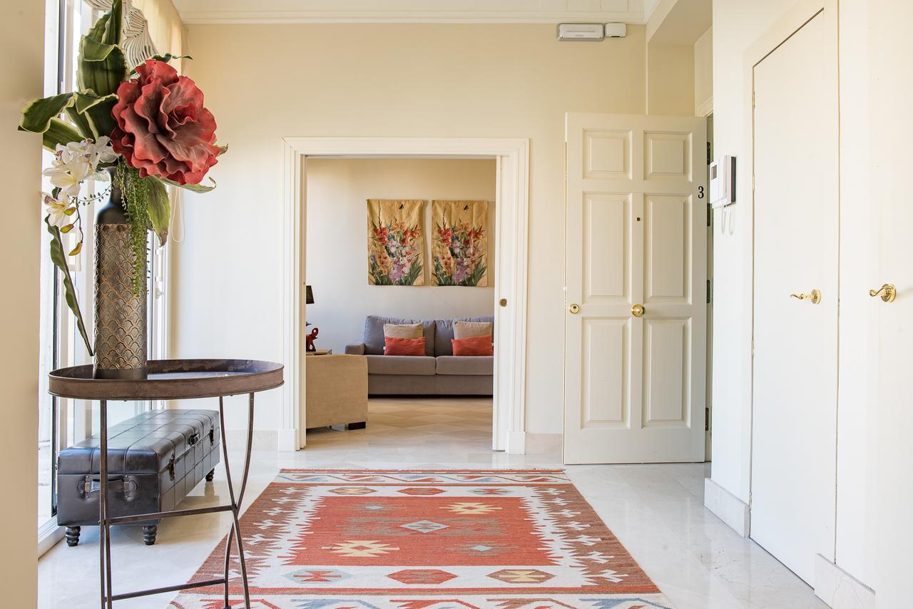 סביליה Puerta Principe Luxury Apartments מראה חיצוני תמונה