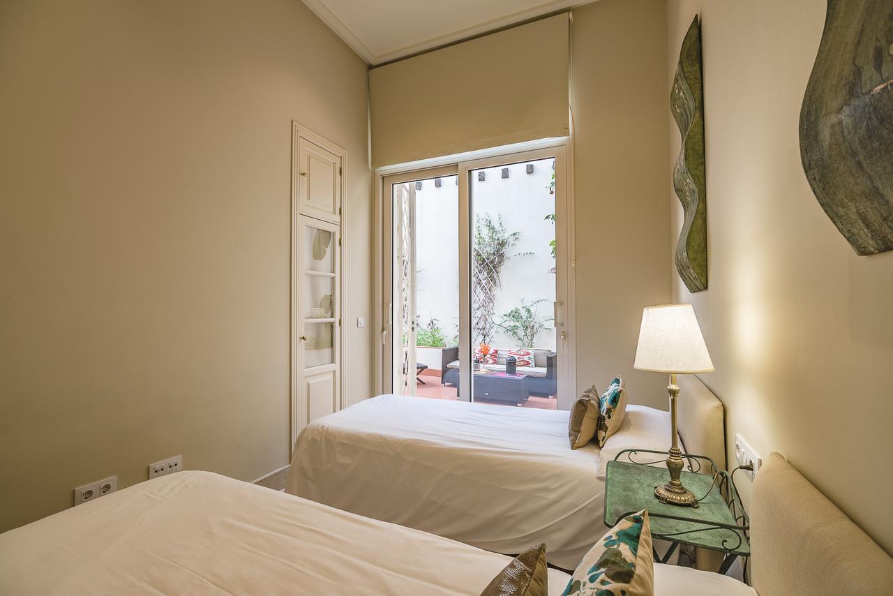 סביליה Puerta Principe Luxury Apartments מראה חיצוני תמונה
